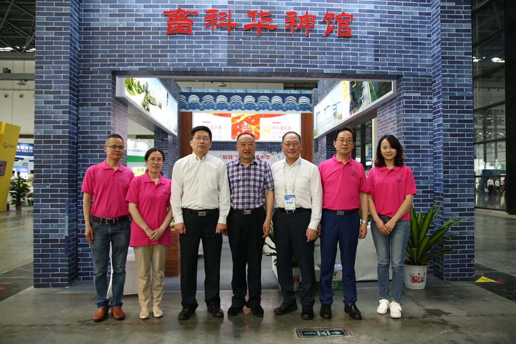 news03.jpg news03.jpg