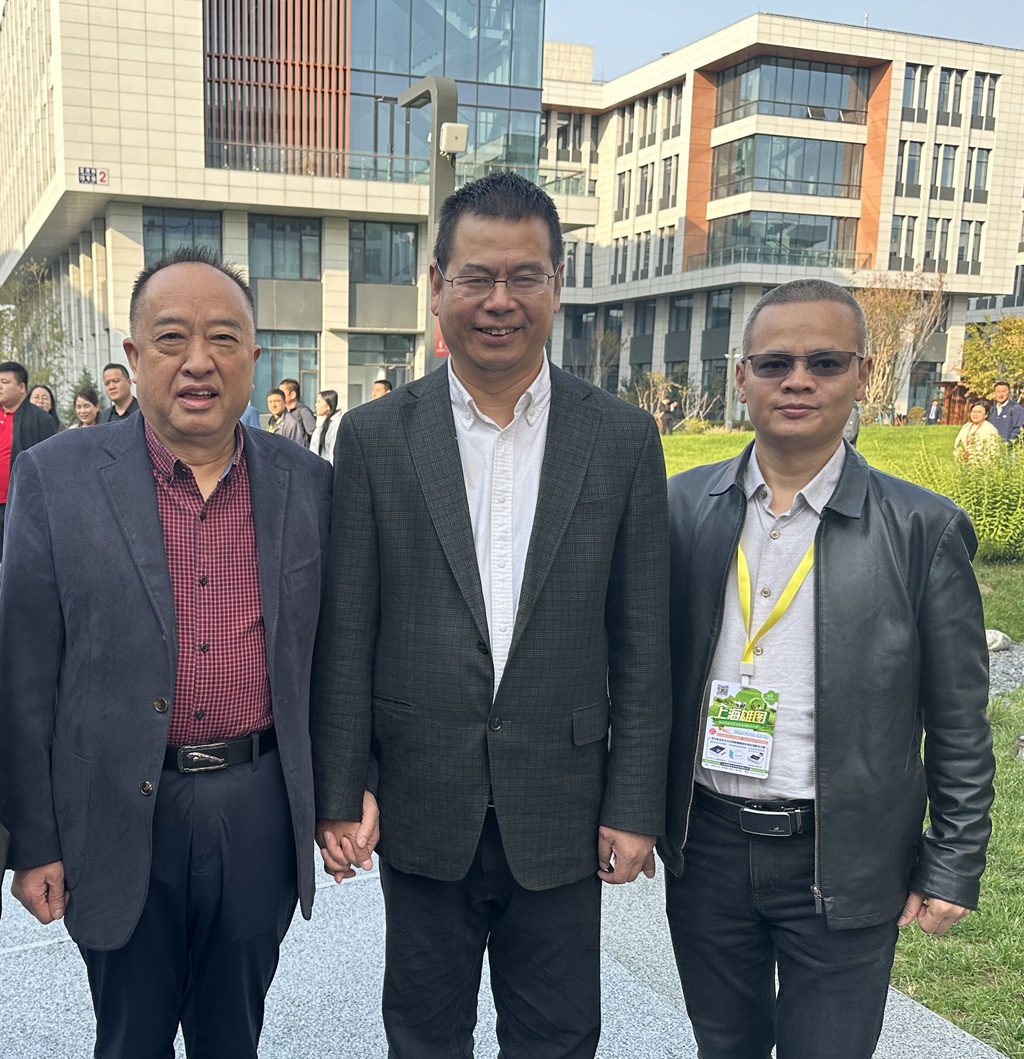 005_副本.jpg 005_副本.jpg